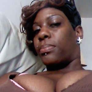 Meet your Posher, Desiree